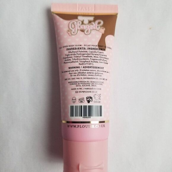 P.Louise Glossy and Glazed Body Glow - Magic Milk Moments - Picture 3 of 4